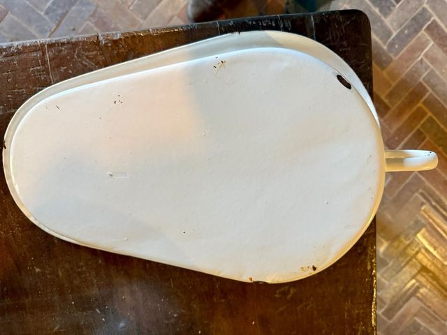 Orinal y chata esmaltadas