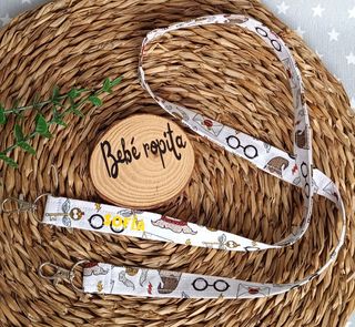 Cuelgatodo o lanyards personalizado