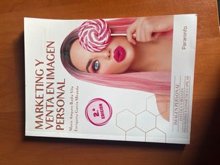 se venden libros de grado medio de estetica