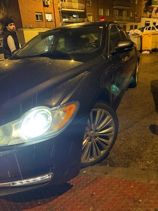 Jaguar XF 2011
