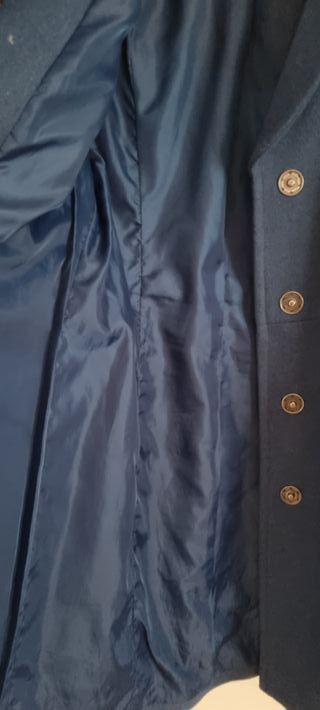Cappotto al ginocchio praticamente nuovo