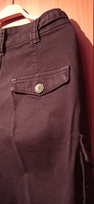 Pantalón cargo mujer negro