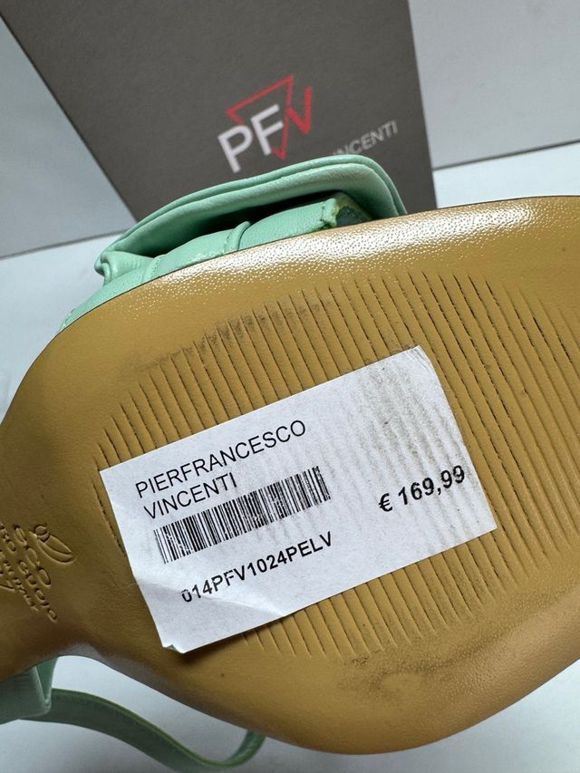 Sandali vera pelle nuovi 37