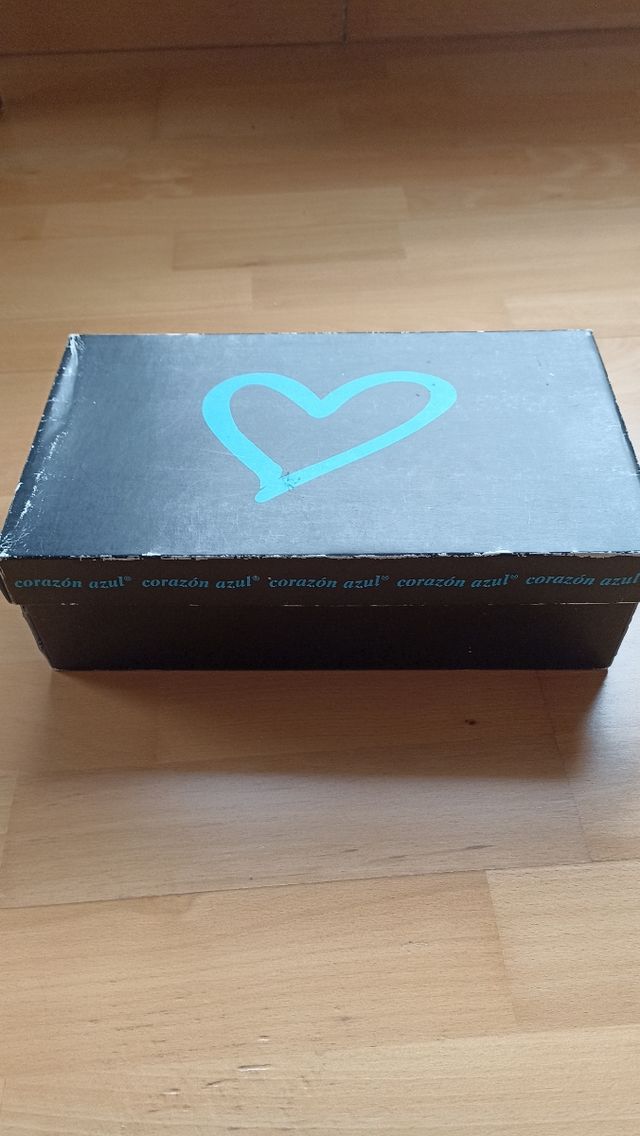 Zuecos mulé tacón kitten núm 41