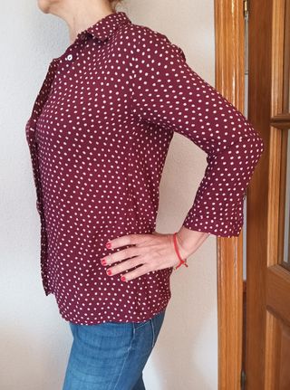 BLUSA Burdeos lunares blancos,viscosa