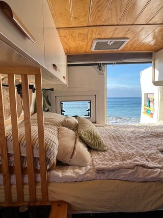 Camper Peugeot Boxer 2019 L2H2 + extras