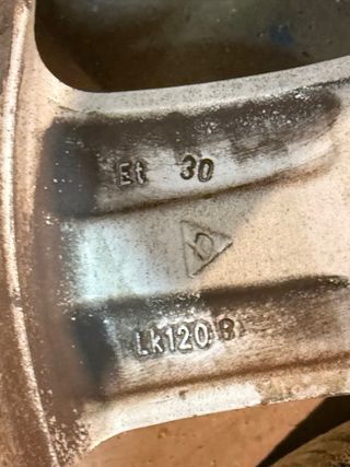 Llantas Borbert 17” con neumaticos nuevos BMW E90