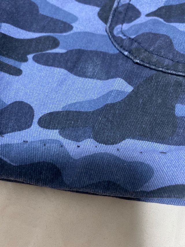 Bermuda niño talla 8 ver descripcion