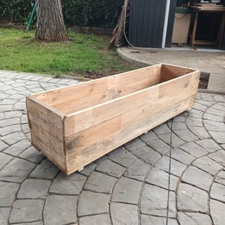 Jardinera o huerto urbano