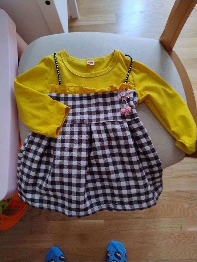 Lote faldas y vestidos invierno 2-3 años
