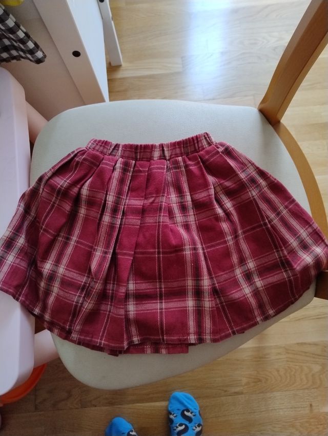 Lote faldas y vestidos invierno 2-3 años