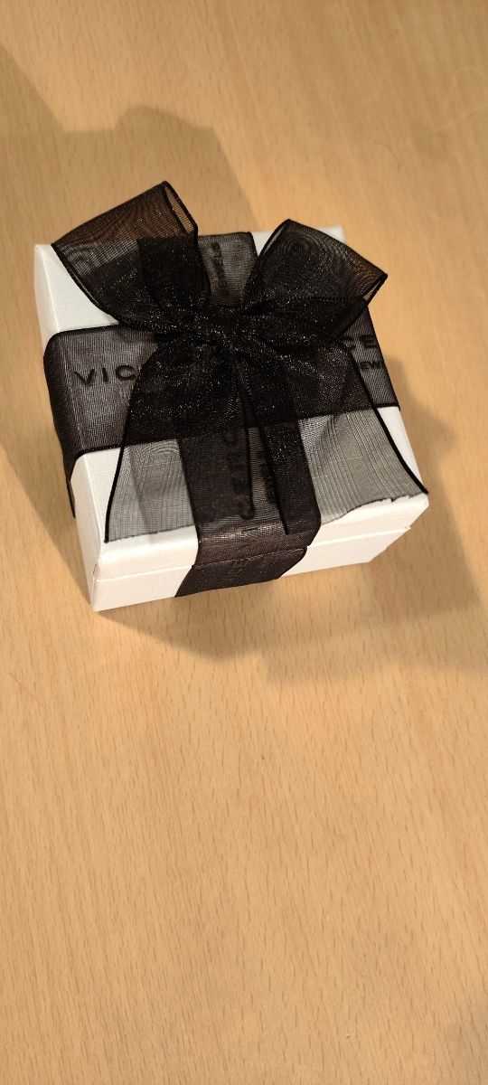 Pendientes Viceroy trébol de plata preciosos.