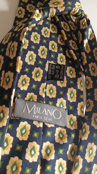 Corbata diseño seda italiana Milano 