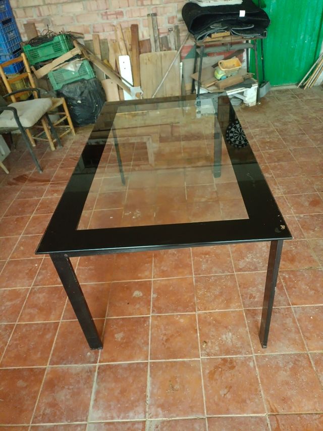Mesa para comedor negra