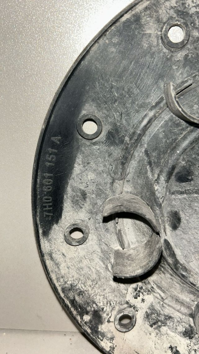 Tapa buje caravelle t5