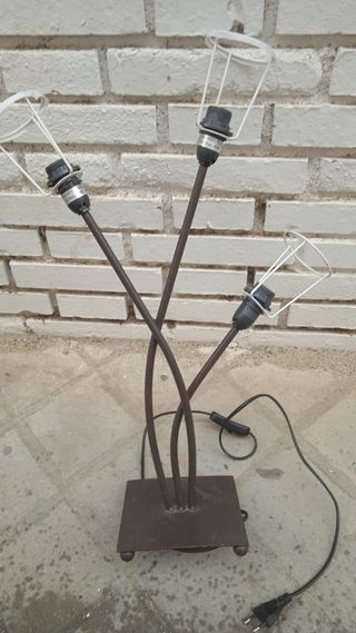 Lampara sobremesa forja con 3 puntos luz vintage
