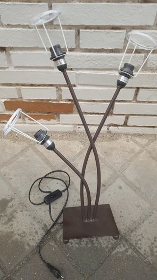 Lampara sobremesa forja con 3 puntos luz vintage