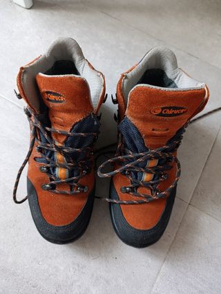 Botas de monte. Chirucas.Gore-tex