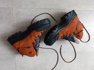 Botas de monte. Chirucas.Gore-tex