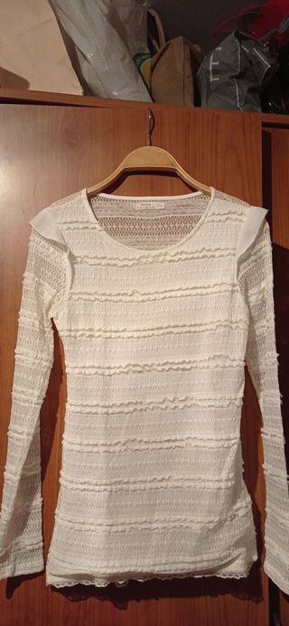 Camiseta encaje mujer Bershka