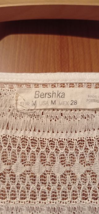 Camiseta encaje mujer Bershka