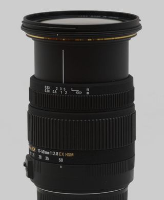 Objetivo SIGMA DC 17-50 mm 1:2.8 EX HSM