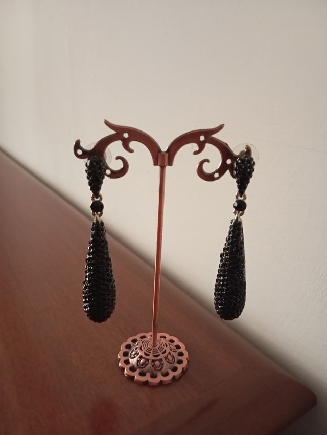 Orecchini neri con strass