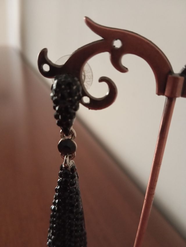 Orecchini neri con strass