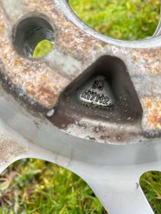 Llantas Momo Twin 17 5x100 ( vendo o cambio)