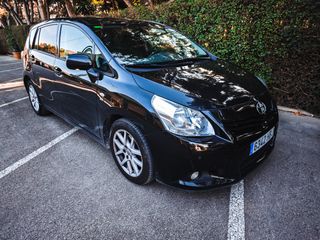 Toyota Verso 2011