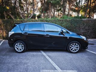 Toyota Verso 2011