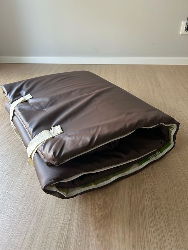 Alfombra juegos. Parque granja.