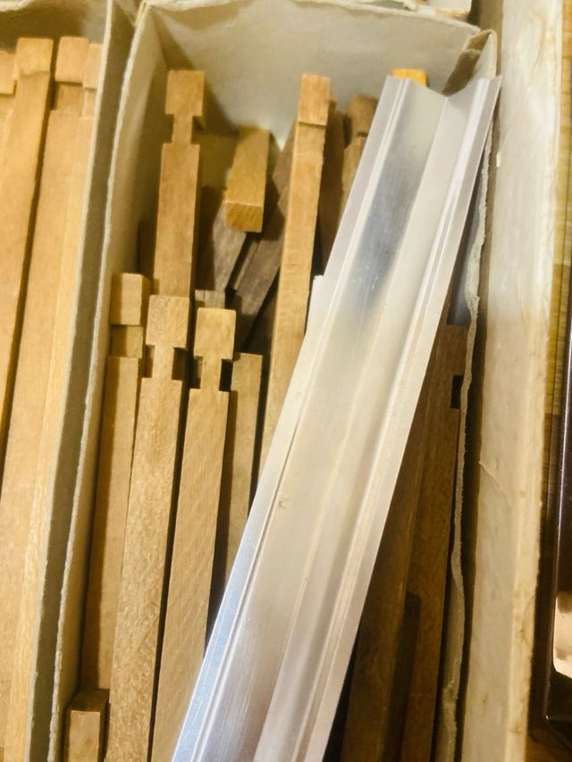 EL EXTRAORDINARIO JUEGO DE ARQUITECTURA ABETO ROJO