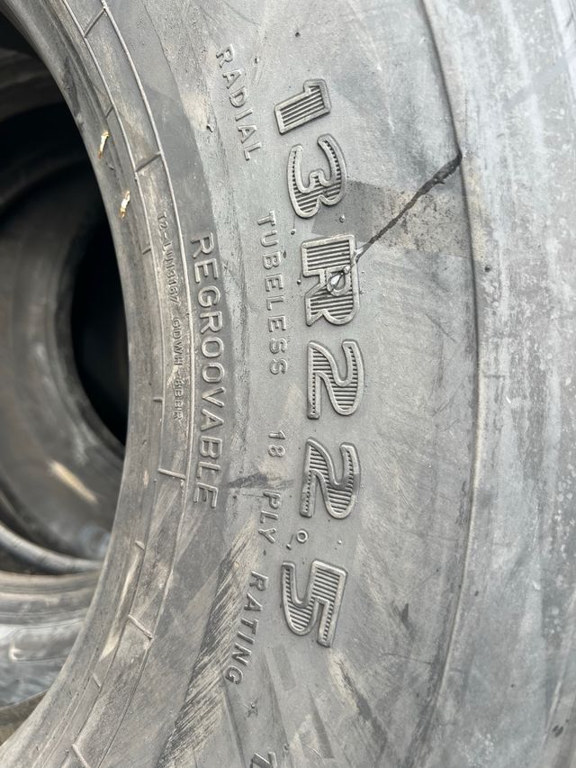 Neumaticos 13/r22.5