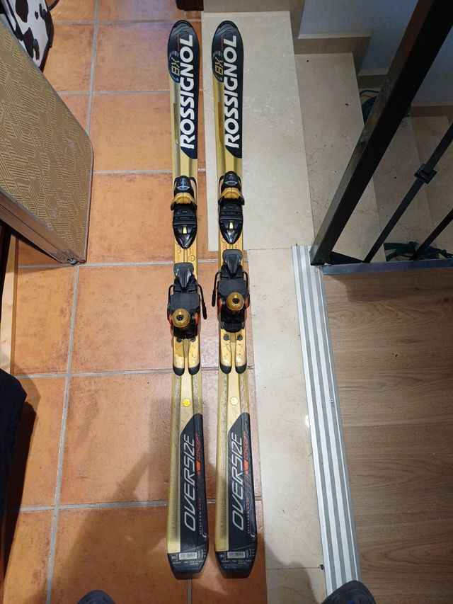 Skis