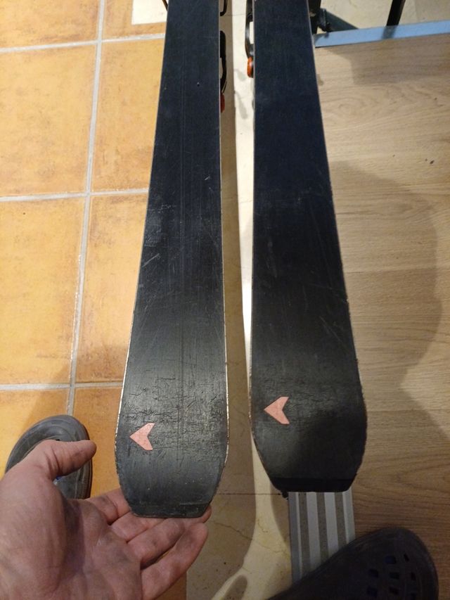 Skis