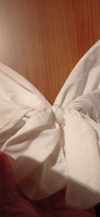 Mono corto blanco y negro