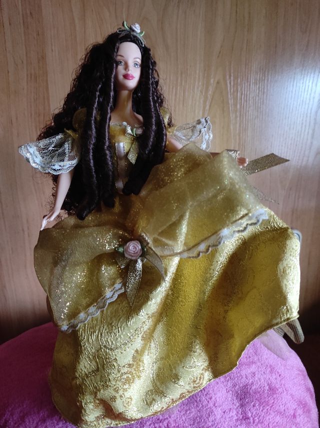 BARBIE BELLA Y BESTIA