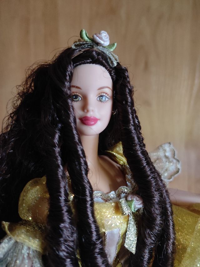 BARBIE BELLA Y BESTIA