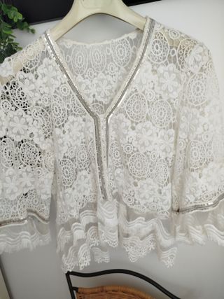 BLUSON BOHO, ENCAJE BLANCO, COMO NUEVO. M