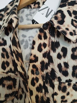Sobrecamisa leopardo Zara 