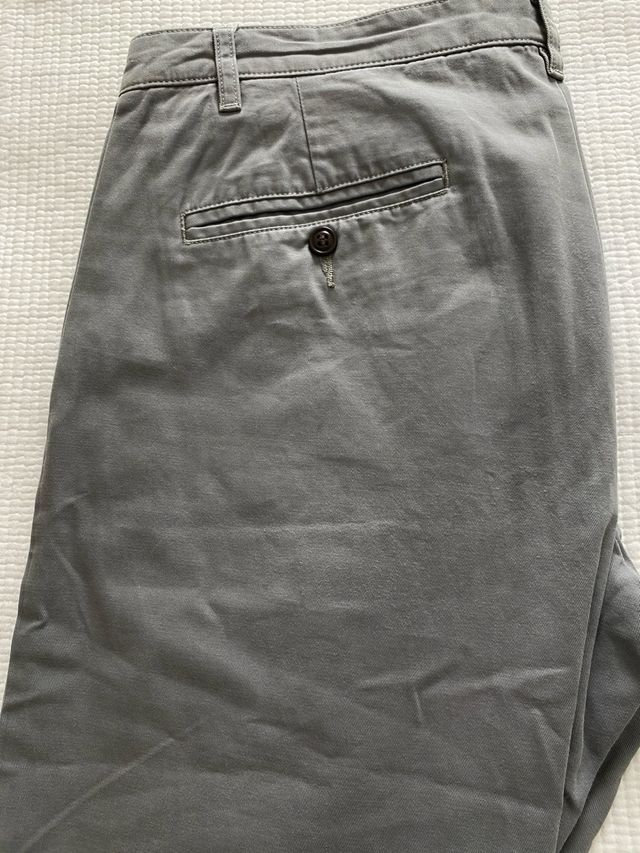 Pantalón chino Docker