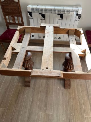 Mesa comedor antigua