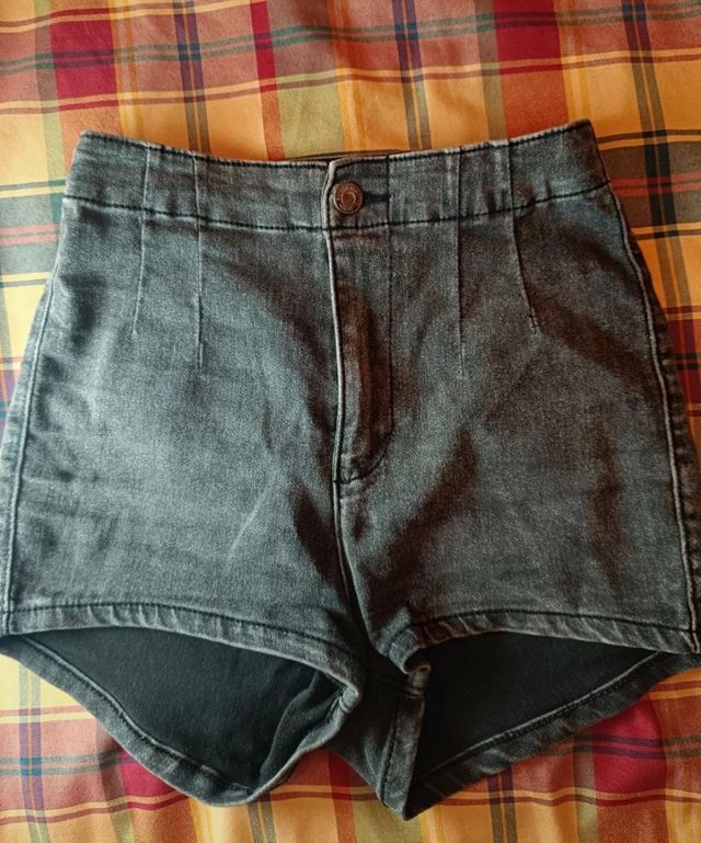 Pantalón corto Bershka