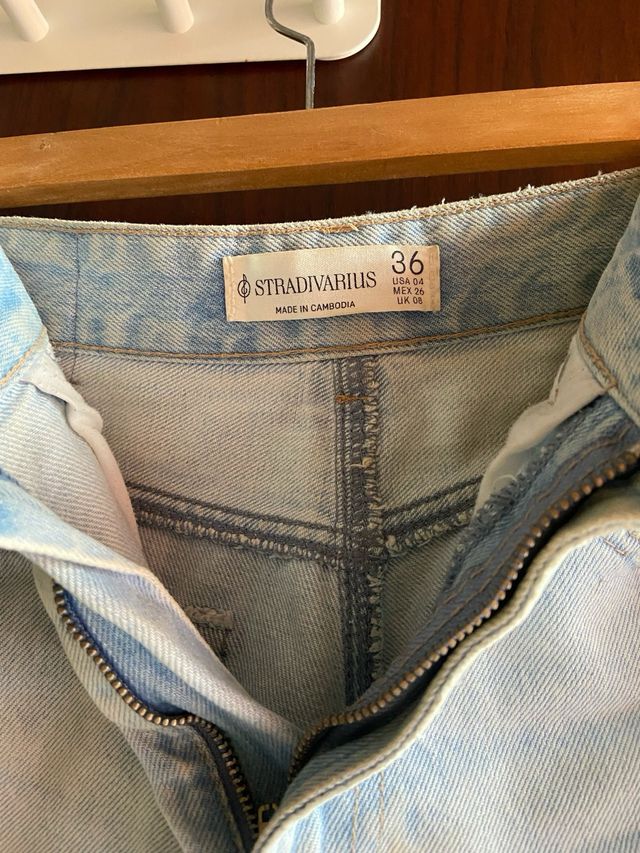 Pantalones vaqueros cortos