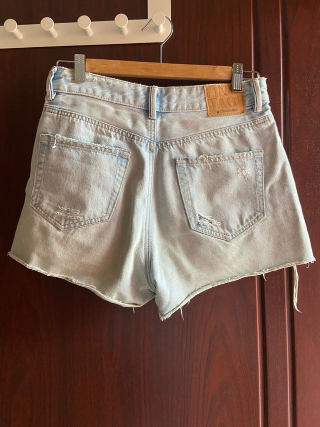 Pantalones vaqueros cortos