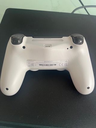 PS4 SLIM  1 TB