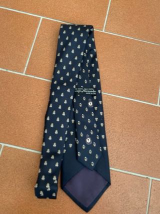 Cravatta nuova pura seta