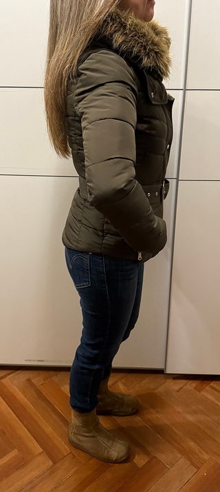 PLUMIFERO BERSHKA en verde (Talla XS/34)