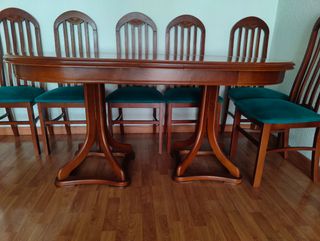 Tavoli in legno massello per soggiorno